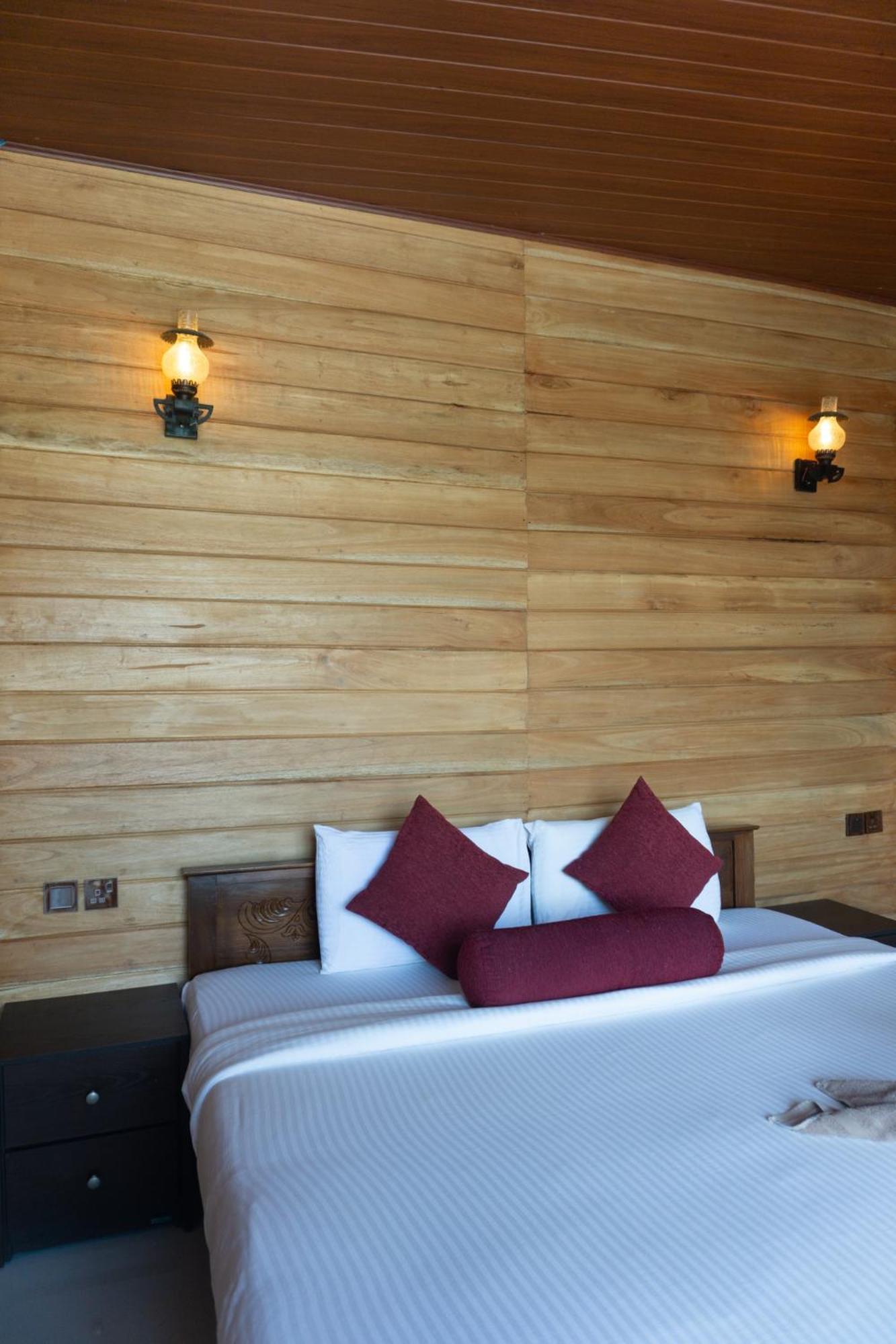 Refresh Inn 엘라 외부 사진